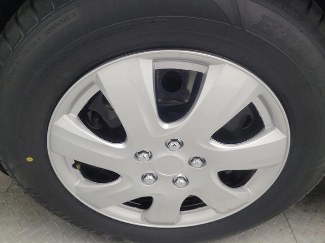 Photo of 2020 Oxford White Ford Escape