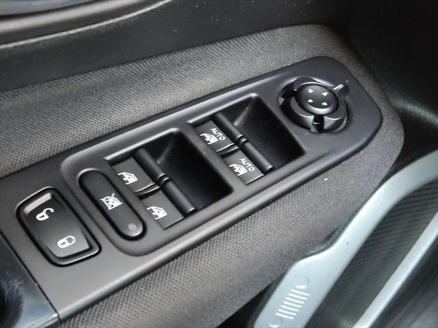 Photo of 2018 Black Jeep Renegade