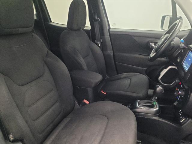 Photo of 2018 Black Jeep Renegade