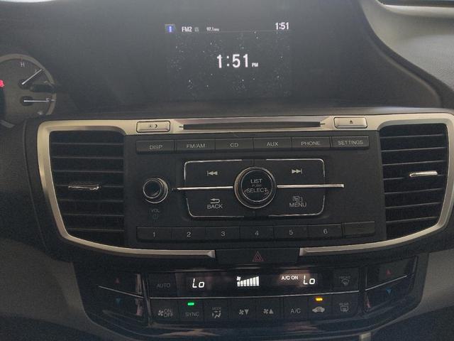 Photo of 2017 Lunar Silver Metallic Honda Accord