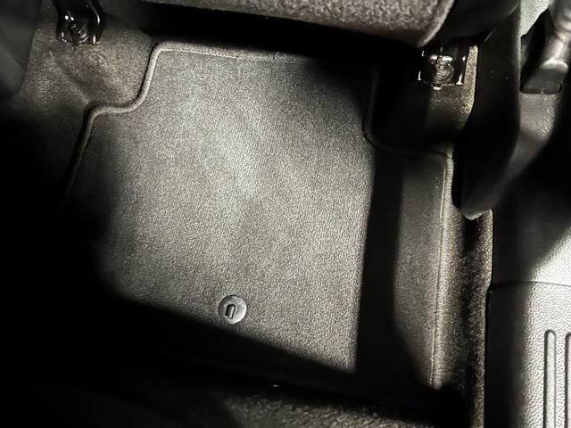 Photo of 2014 Bright Silver Kia Soul