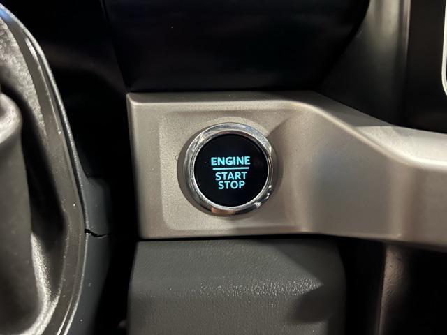 Photo of 2023 Oxford White Ford F-250