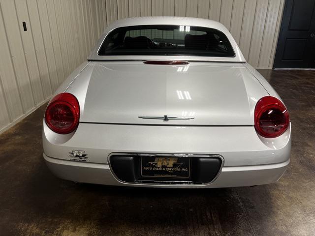 Photo of 2004 Platinum Silver Ford Thunderbird
