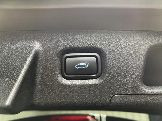 Photo of 2022 Hampton Gray Hyundai SANTA FE