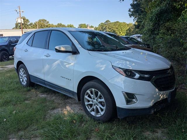 Photo of 2018 Summit White Chevrolet Equinox