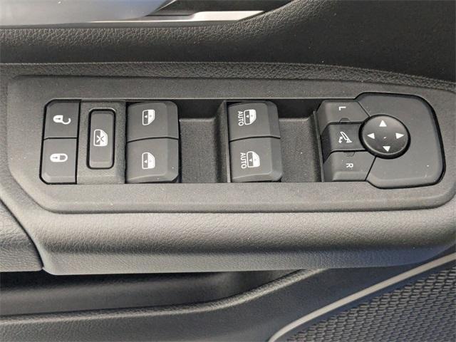 Photo of 2025 Hydro Blue Pearlcoat RAM 1500