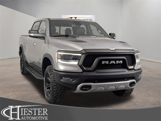 Photo of 2019 Billet Silver Metallic Clearcoat RAM 1500