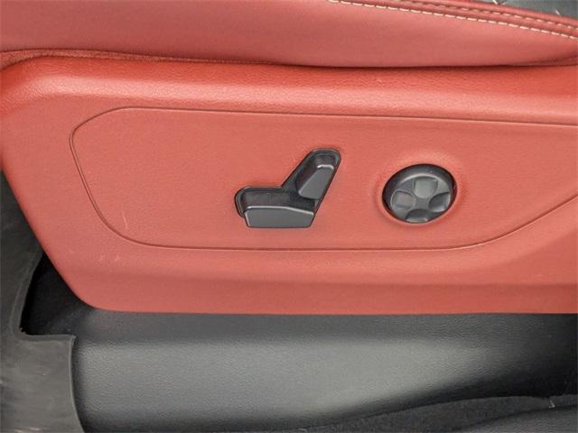 Photo of 2019 Billet Silver Metallic Clearcoat RAM 1500