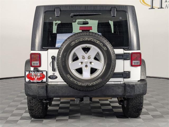 Photo of 2018 Bright White Clearcoat Jeep Wrangler JK