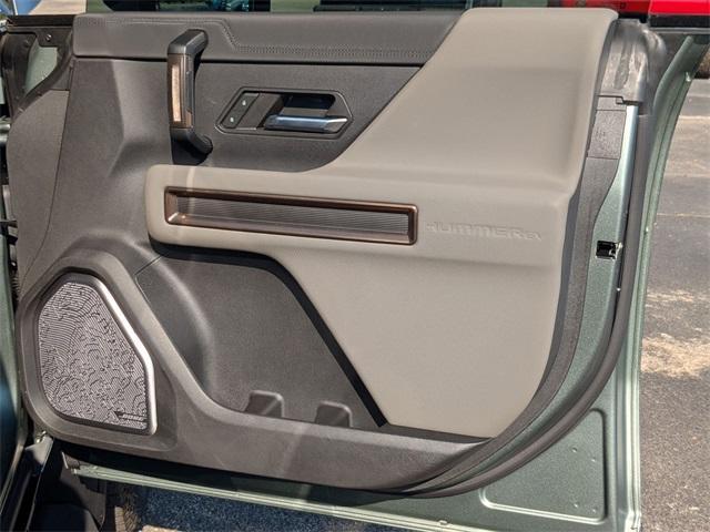 Photo of 2024 Green Matte GMC HUMMER EV SUV
