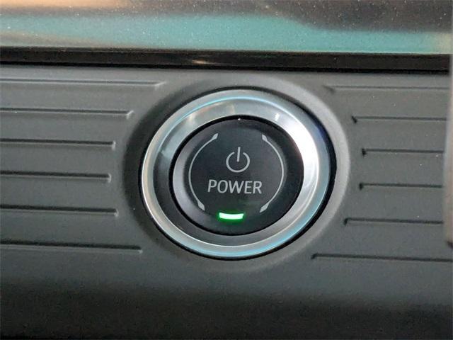 Photo of 2024 Green Matte GMC HUMMER EV SUV