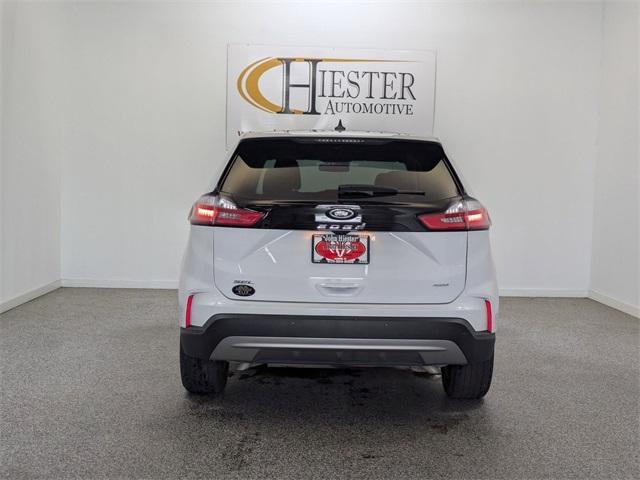 Photo of 2024 Oxford White Ford Edge