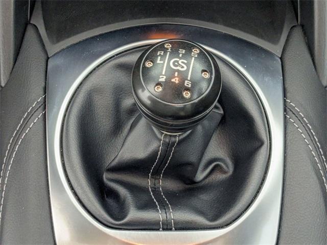 Photo of 2024 Zircon Sand Metallic Mazda MX-5 Miata