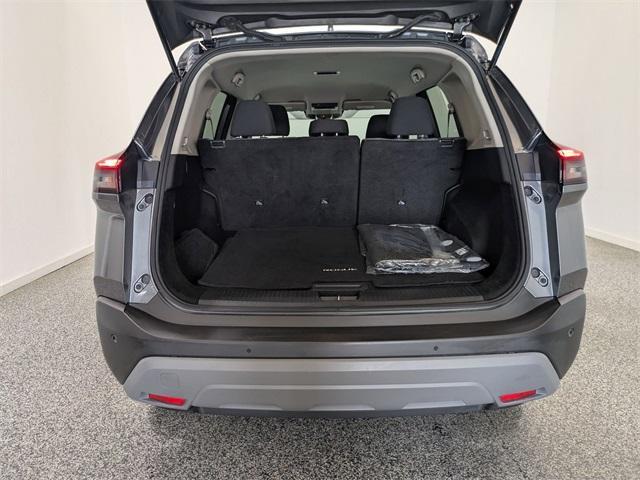 Photo of 2023 Gun Metallic Nissan Rogue