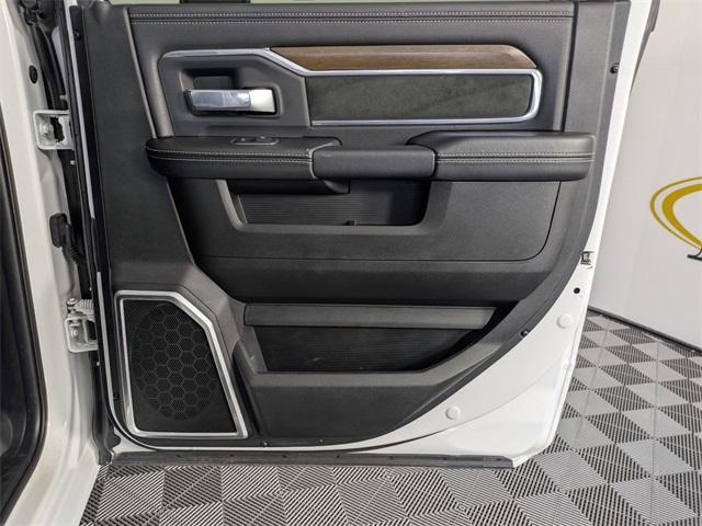 Photo of 2024 Bright White Clearcoat RAM 2500