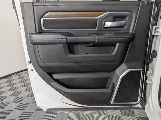 Photo of 2024 Bright White Clearcoat RAM 2500