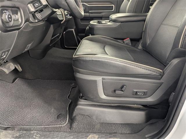 Photo of 2024 Bright White Clearcoat RAM 2500