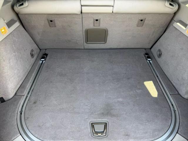 Photo of 2010 Black Raven Cadillac SRX
