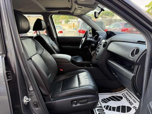 Photo of 2013 Polished Metal Metallic Honda Pilot