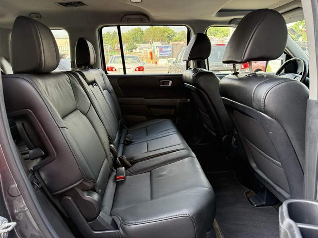 Photo of 2013 Polished Metal Metallic Honda Pilot
