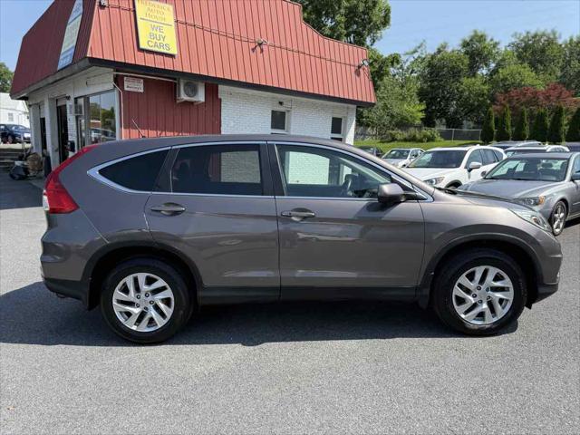 Photo of 2016 Gray Honda CR-V