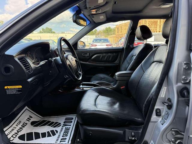 Photo of 2004 Brilliant Silver Hyundai SONATA