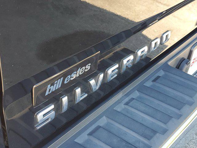 Photo of 2017 Black Chevrolet Silverado 1500