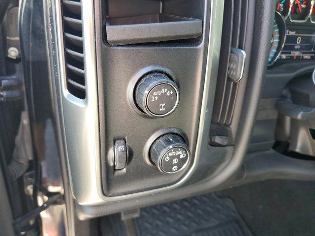Photo of 2017 Black Chevrolet Silverado 1500