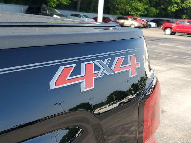 Photo of 2017 Black Chevrolet Silverado 1500