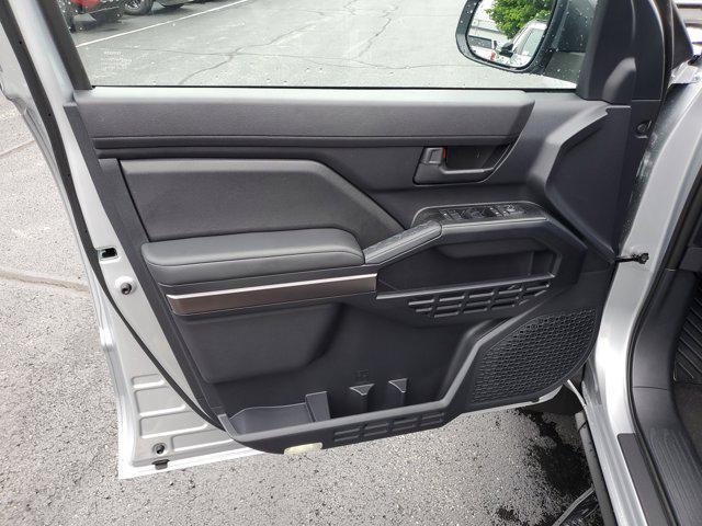 Photo of 2025 Black Fabric Toyota 4Runner