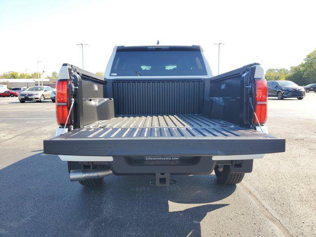 Photo of 2025 Boulder Fabric w/Smoke Silver Toyota Tacoma