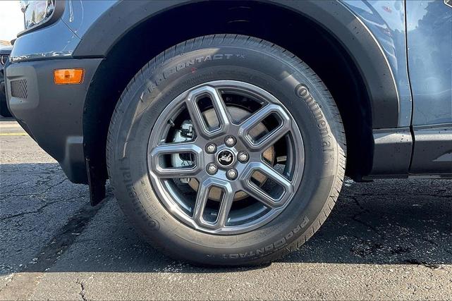 Photo of 2025 Gray Metallic Ford Bronco Sport