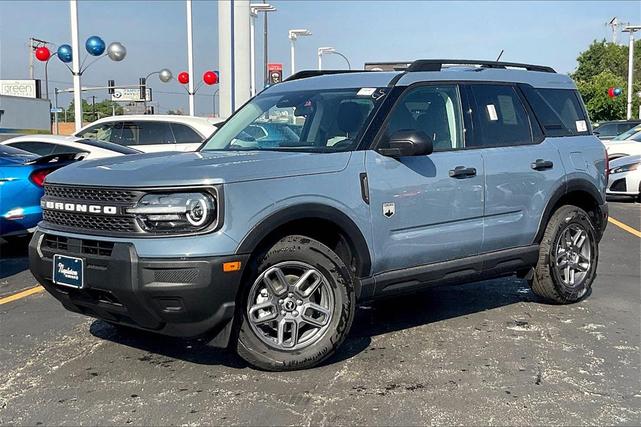 Photo of 2025 Gray Metallic Ford Bronco Sport