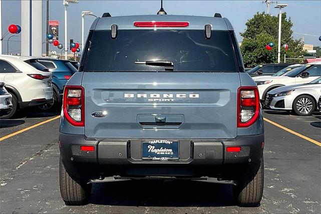 Photo of 2025 Gray Metallic Ford Bronco Sport