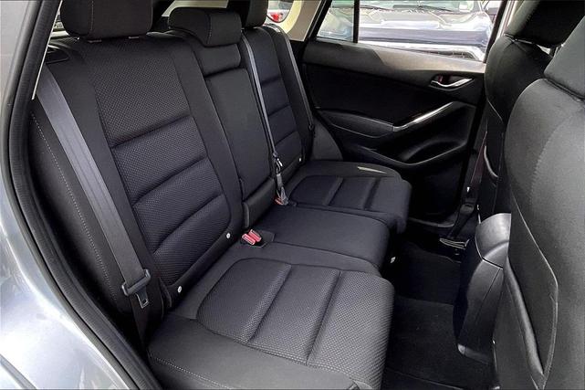 Photo of 2016 Sonic Silver Metallic Mazda CX-5