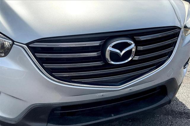 Photo of 2016 Sonic Silver Metallic Mazda CX-5