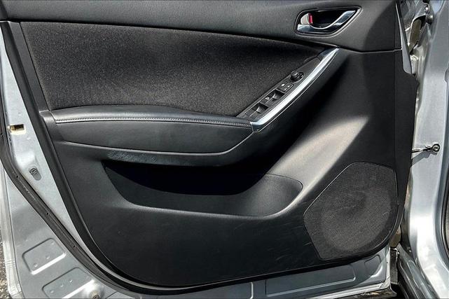Photo of 2016 Sonic Silver Metallic Mazda CX-5