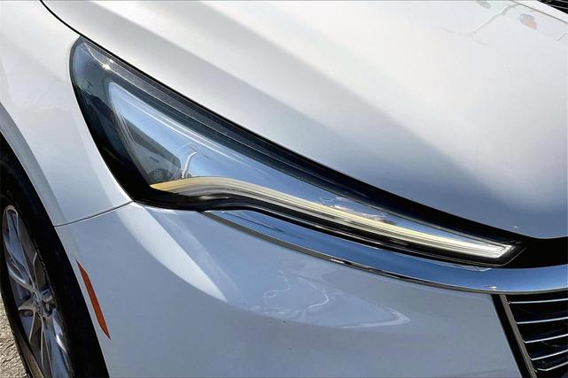 Photo of 2023 Summit White Buick Enclave