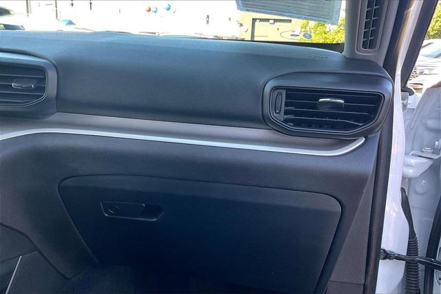 Photo of 2020 Oxford White Ford Explorer