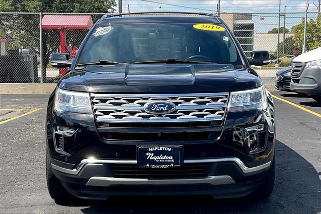 Photo of 2019 Agate Black Metallic Ford Explorer