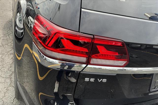 Photo of 2023 Deep Black Volkswagen Atlas