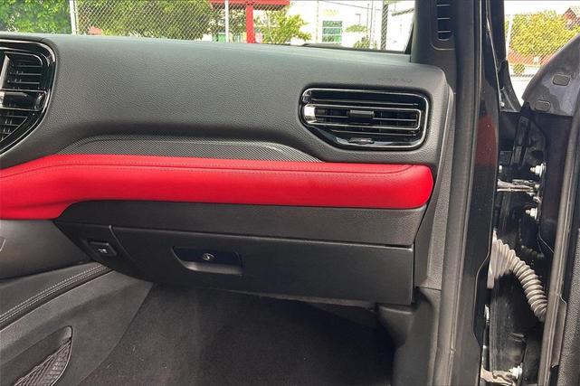 Photo of 2022 DB Black Crystal Clearcoat Dodge Durango