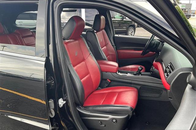 Photo of 2022 DB Black Crystal Clearcoat Dodge Durango