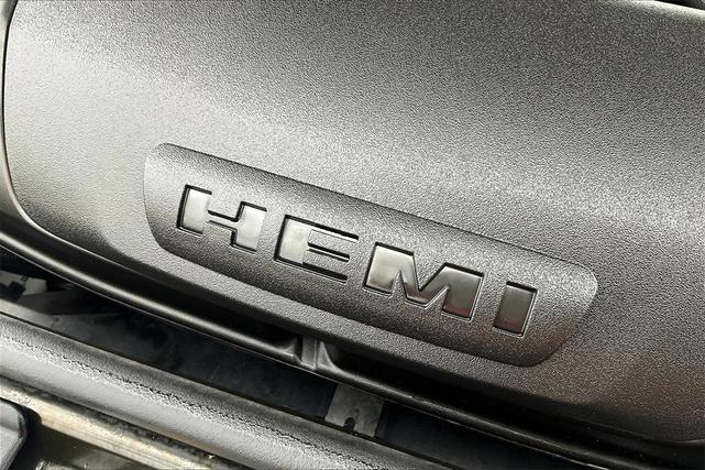 Photo of 2022 DB Black Crystal Clearcoat Dodge Durango