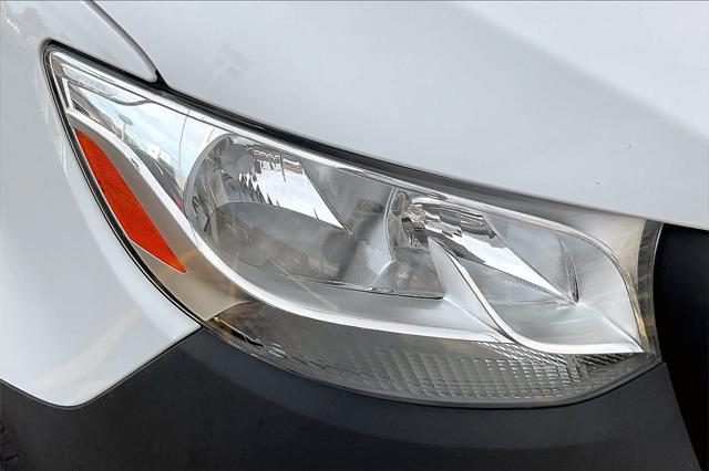 Photo of 2021 White Mercedes-Benz Sprinter 2500