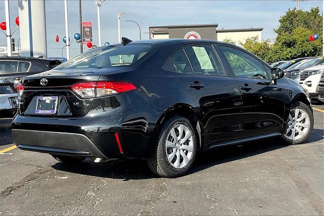 Photo of 2020 Black Sand Pearl Toyota Corolla