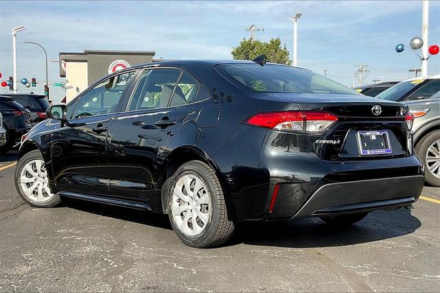 Photo of 2020 Black Sand Pearl Toyota Corolla