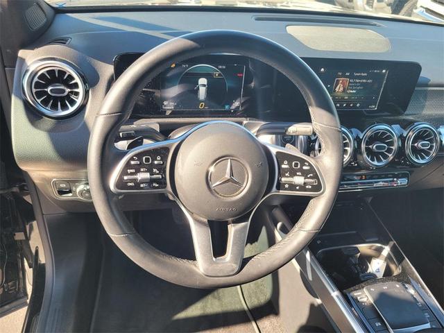 Photo of 2021 Black Mercedes-Benz GLB 250