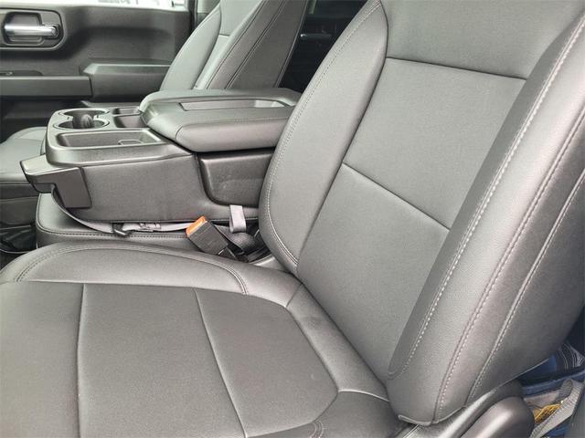 Photo of 2022 Summit White Chevrolet Silverado 2500