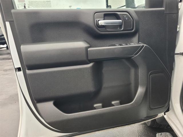 Photo of 2022 Summit White Chevrolet Silverado 2500